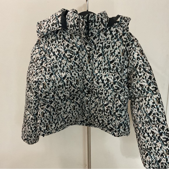 Core 10 Insulate Puffer Hooded Jacket Size S NWT - Picture 7 of 9